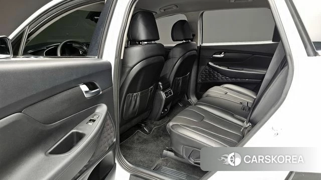 Hyundai The New Santa Fe 2022 Белый из Кореи, фото 2