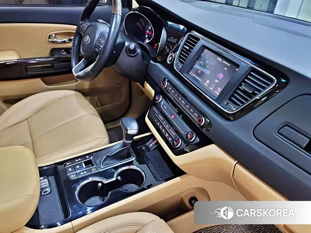 Kia The New Carnival 2020 Белый из Кореи, фото 2