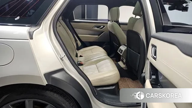 Land Rover Range Rover Velar 2018 Серебристо-серый из Кореи, фото 2