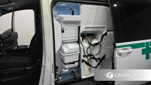 Hyundai Staria 2024 Белый из Кореи, фото 2