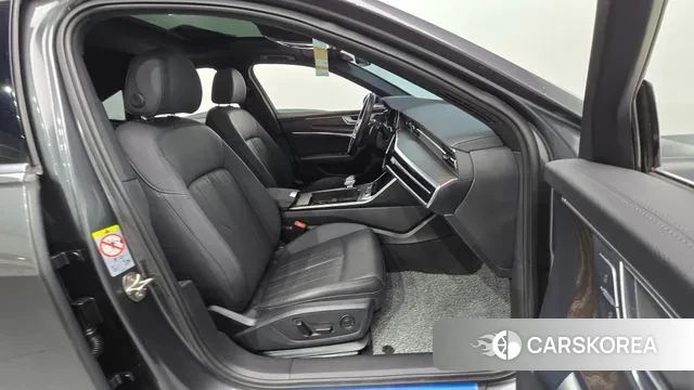 Audi A6 (C8) 2022 Серый из Кореи, фото 2