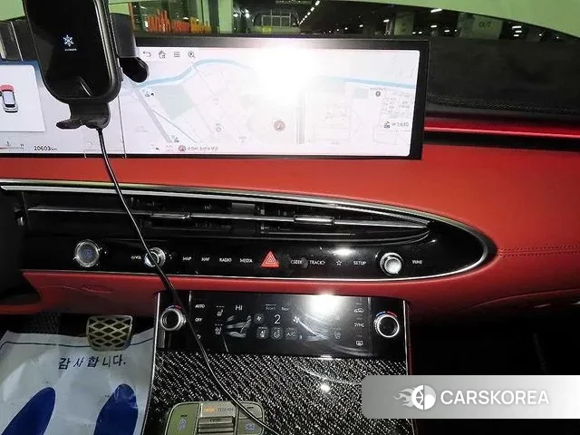 Genesis GV70 2025 Белый из Кореи, фото 2