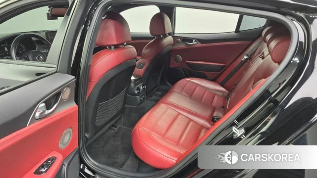 Kia Stinger 2019 Черный из Кореи, фото 2