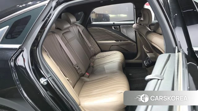 Kia K8 Hybrid 2022 Черный из Кореи, фото 2