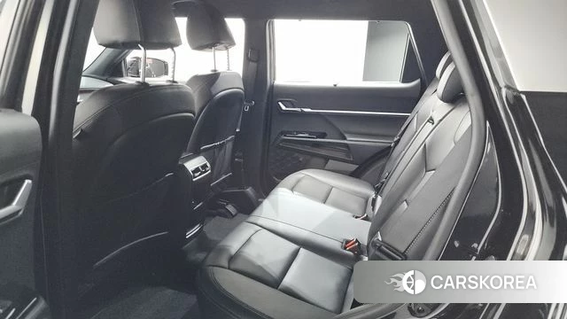 Ssangyong Torres 2022 Черный из Кореи, фото 2