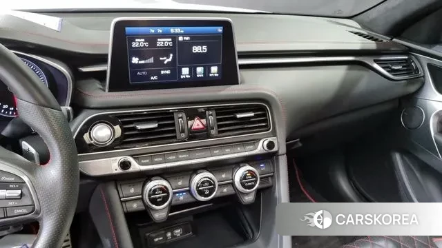 Genesis G70 2019 Белый из Кореи, фото 2