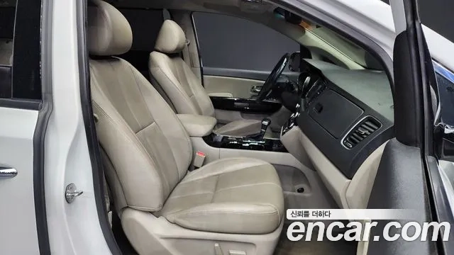 Kia The New Carnival 2018 Белый из Кореи, фото 2