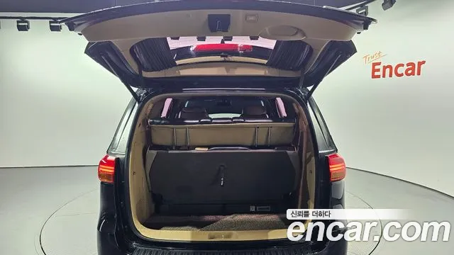 Kia All New Carnival 2018 Черный из Кореи, фото 2