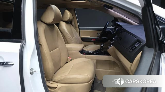 Kia The New Carnival 2018 Белый из Кореи, фото 2