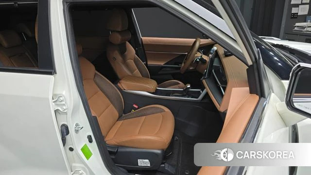 Ssangyong Torres 2023 Жемчужный цвет из Кореи, фото 2