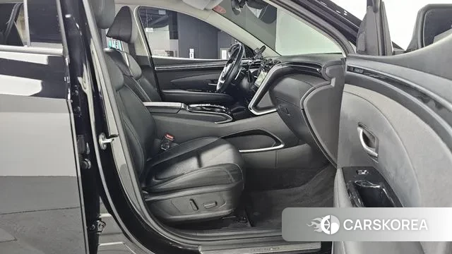 Hyundai Tucson (NX4) 2023 Черный из Кореи, фото 2