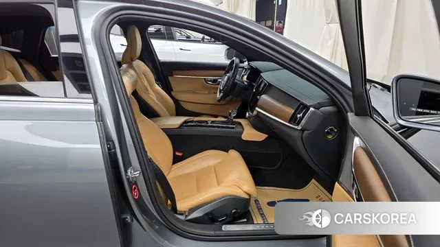 Volvo S90 2020 Серый из Кореи, фото 2