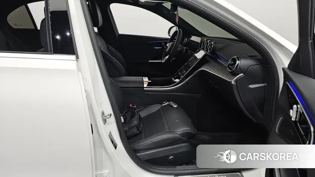 Mercedes-Benz C-Class W206 2024 Белый из Кореи, фото 2