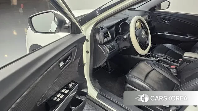 Ssangyong Tivoli Armor 2018 Белый из Кореи, фото 2