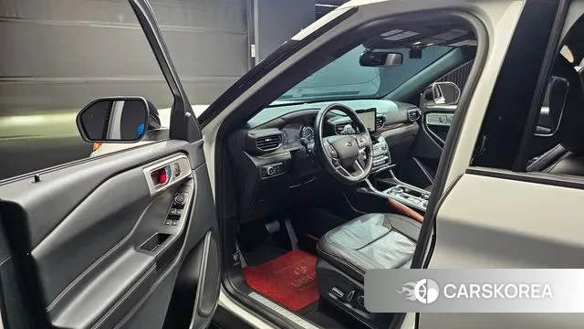 Ford Explorer 6th Generation 2020 Белый из Кореи, фото 2