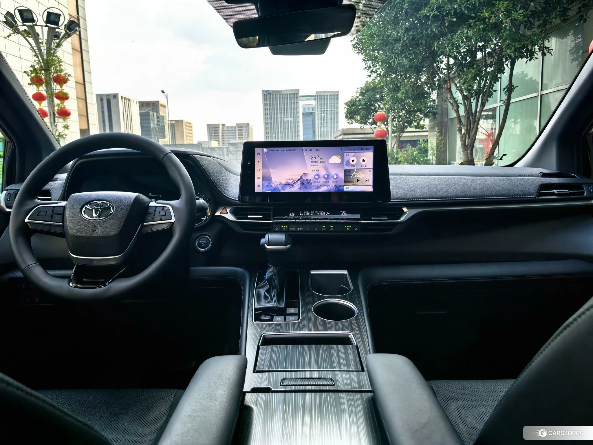 Toyota Saina 2024 Черный из Китая, фото 2