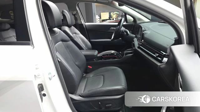 Kia Sportage 5th Generation 2023 Белый из Кореи, фото 2