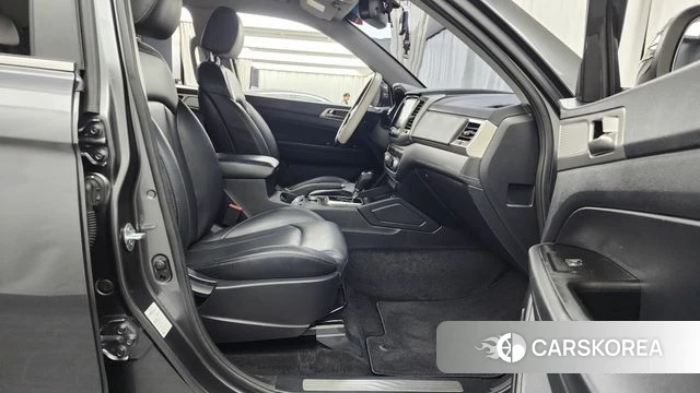 Ssangyong Rexton Sports 2018 Темно-зеленый из Кореи, фото 2