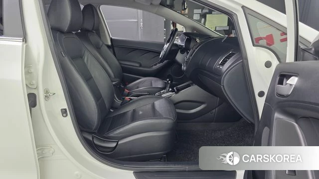 Kia The New K3 2018 Белый из Кореи, фото 2