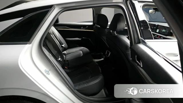 Kia The New K5 3rd generation 2025 Серебристо-серый из Кореи, фото 2