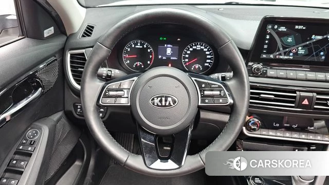 Kia Seltos 2020 Белый из Кореи, фото 2
