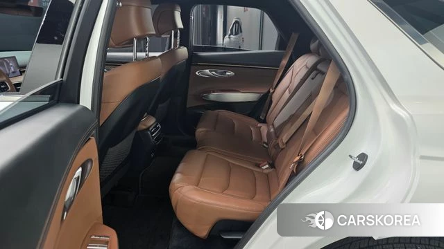 Genesis GV70 2024 Белый из Кореи, фото 2
