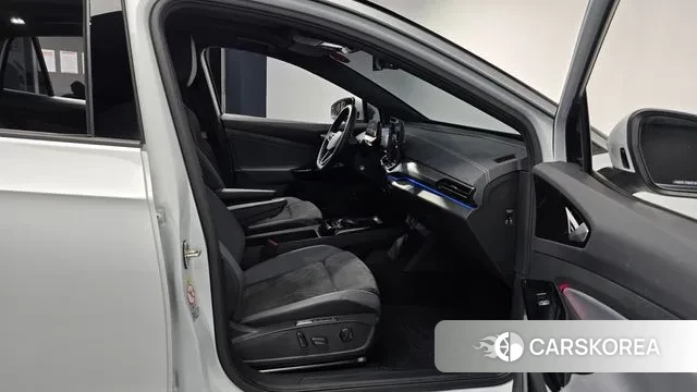 Volkswagen ID.4 2025 Белый из Кореи, фото 2