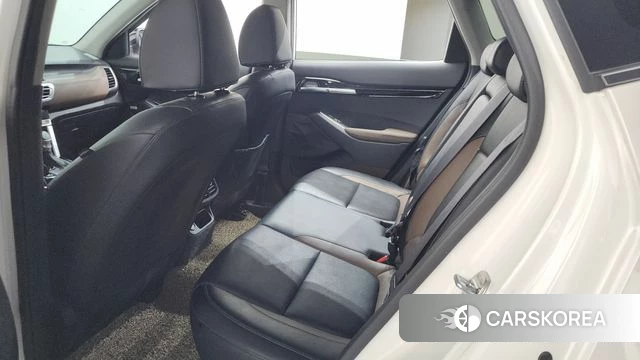 Kia Seltos 2019 Белый из Кореи, фото 2