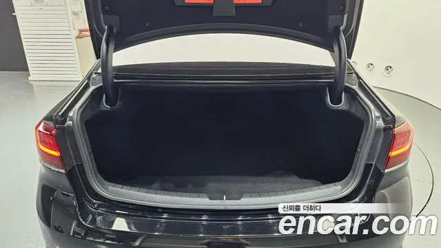 Kia K7 Premier 2019 Черный из Кореи, фото 2