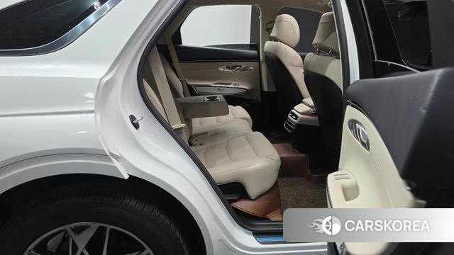 Genesis GV70 2021 Белый из Кореи, фото 2