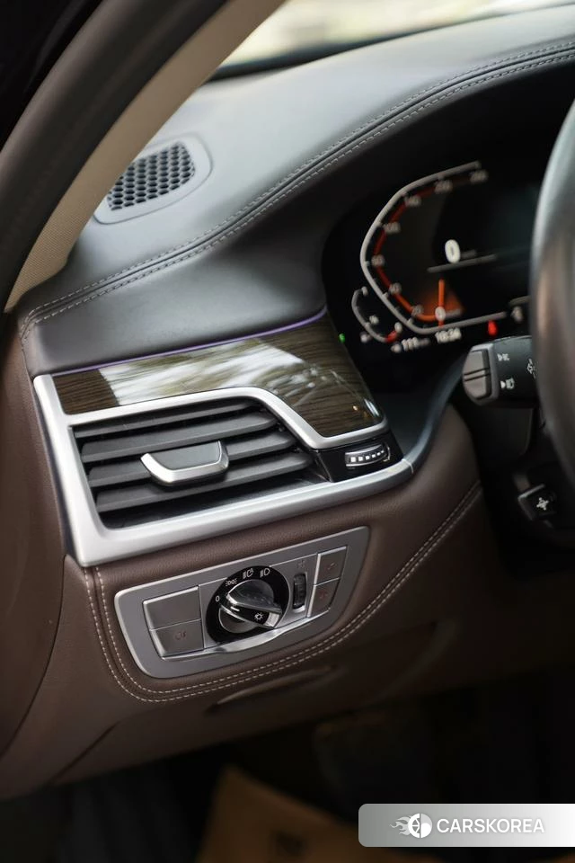 BMW 7 series 2020 Черный из Китая, фото 2
