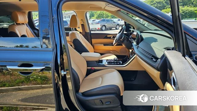 Kia Carnival 4th generation 2023 Черный из Кореи, фото 2