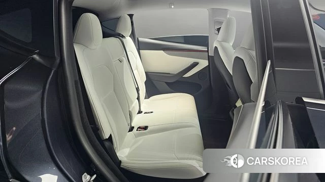 Tesla Model Y 2025 Серый из Кореи, фото 2