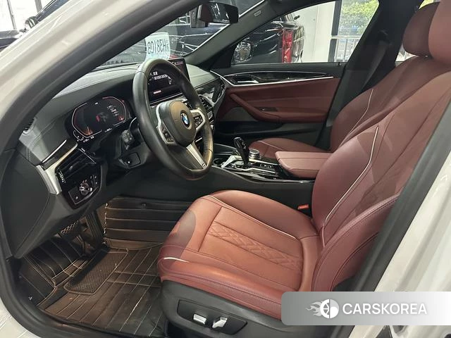 BMW 5 series 2021 Белый из Китая, фото 2