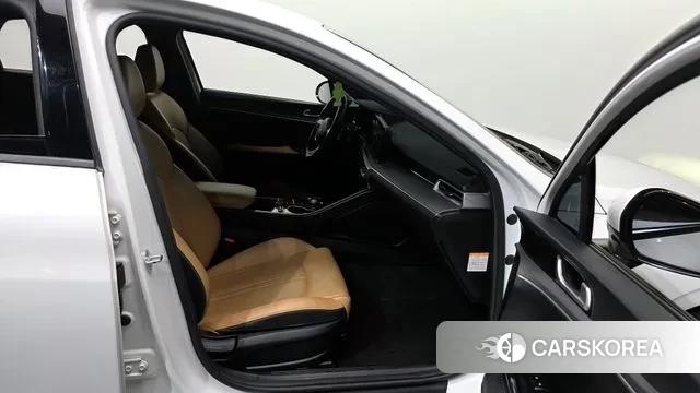 Kia K5 Hybrid 3rd Generation 2022 Белый из Кореи, фото 2