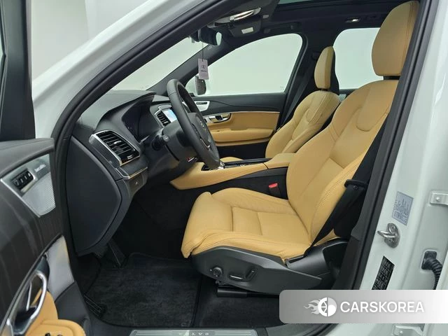 Volvo XC90 second Generation 2025 Белый из Кореи, фото 2