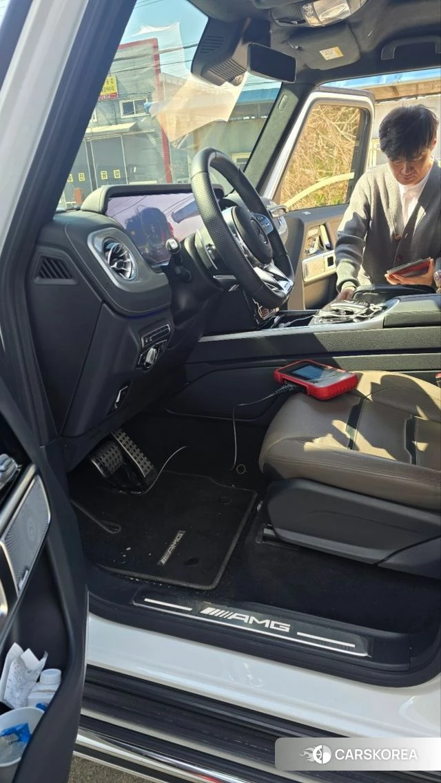 Mercedes-Benz G-Class W463b 2024 Белый из Кореи, фото 2