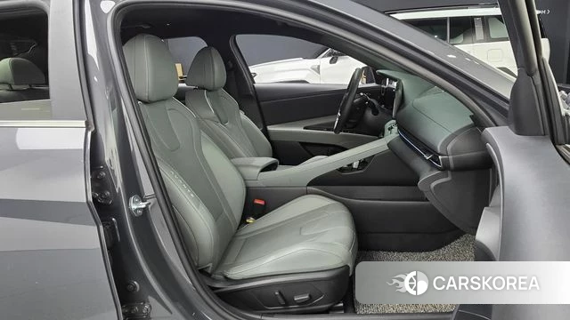 Hyundai The New Avante (CN7) 2023 Серый из Кореи, фото 2