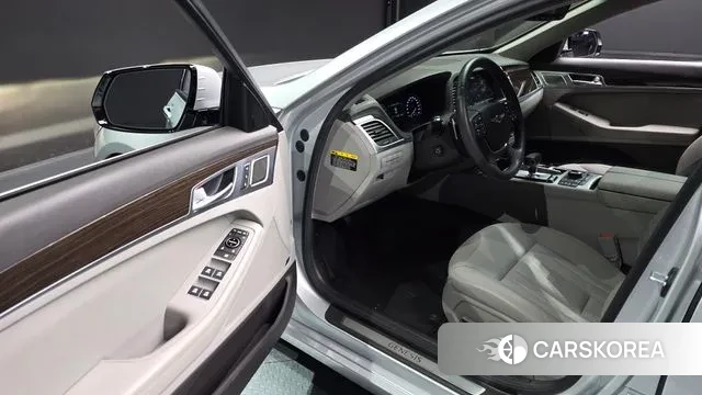 Genesis G80 2018 Серебристо-серый из Кореи, фото 2