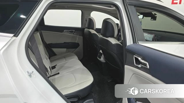 Kia Sportage 5th Generation 2022 Белый из Кореи, фото 2