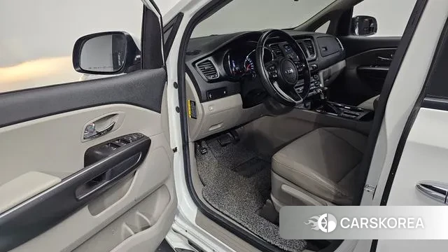 Kia The New Carnival 2019 Белый из Кореи, фото 2