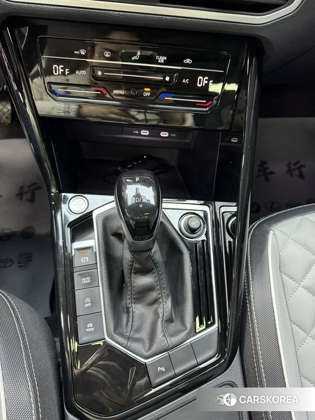 Volkswagen Tanyue 2023 Черный из Китая, фото 2