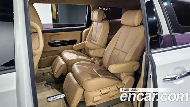 Kia The New Carnival 2019 Белый из Кореи, фото 2