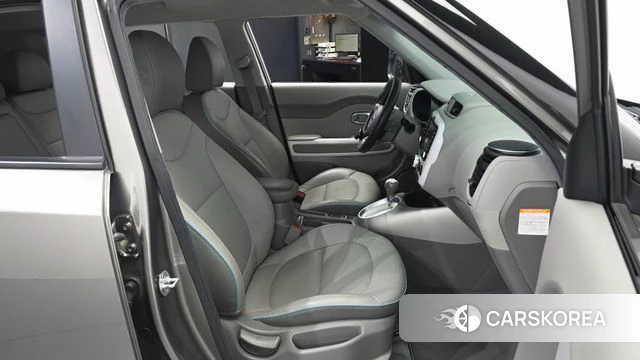 Kia Soul EV 2018 Серый из Кореи, фото 2