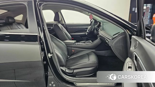 Hyundai Sonata (DN8) 2022 Черный из Кореи, фото 2