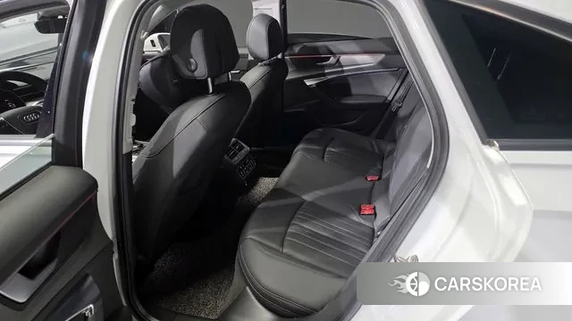 Audi A6 (C8) 2020 Белый из Кореи, фото 2