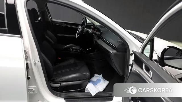 Kia The New K5 3rd generation 2024 Белый из Кореи, фото 2