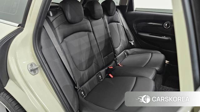 Mini Cooper S Clubman 2018 Жемчужный цвет из Кореи, фото 2