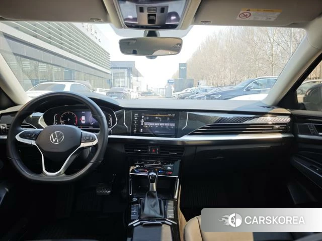 Volkswagen Passat 2022 Черный из Китая, фото 2