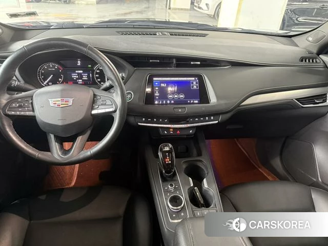 Cadillac XT4 2021 Черный из Китая, фото 2